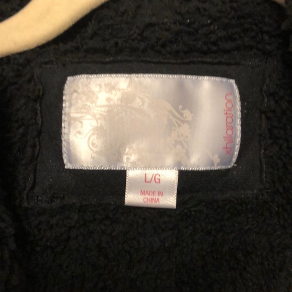 Xhilaration Sherpa Vest - Picture 3 of 3